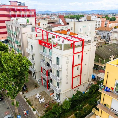 Hotel Amicizia Rimini Kültér fotó
