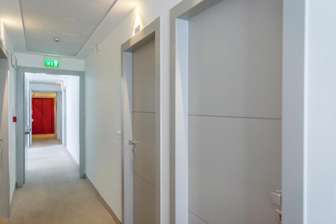 Hotel Amicizia Rimini Kültér fotó