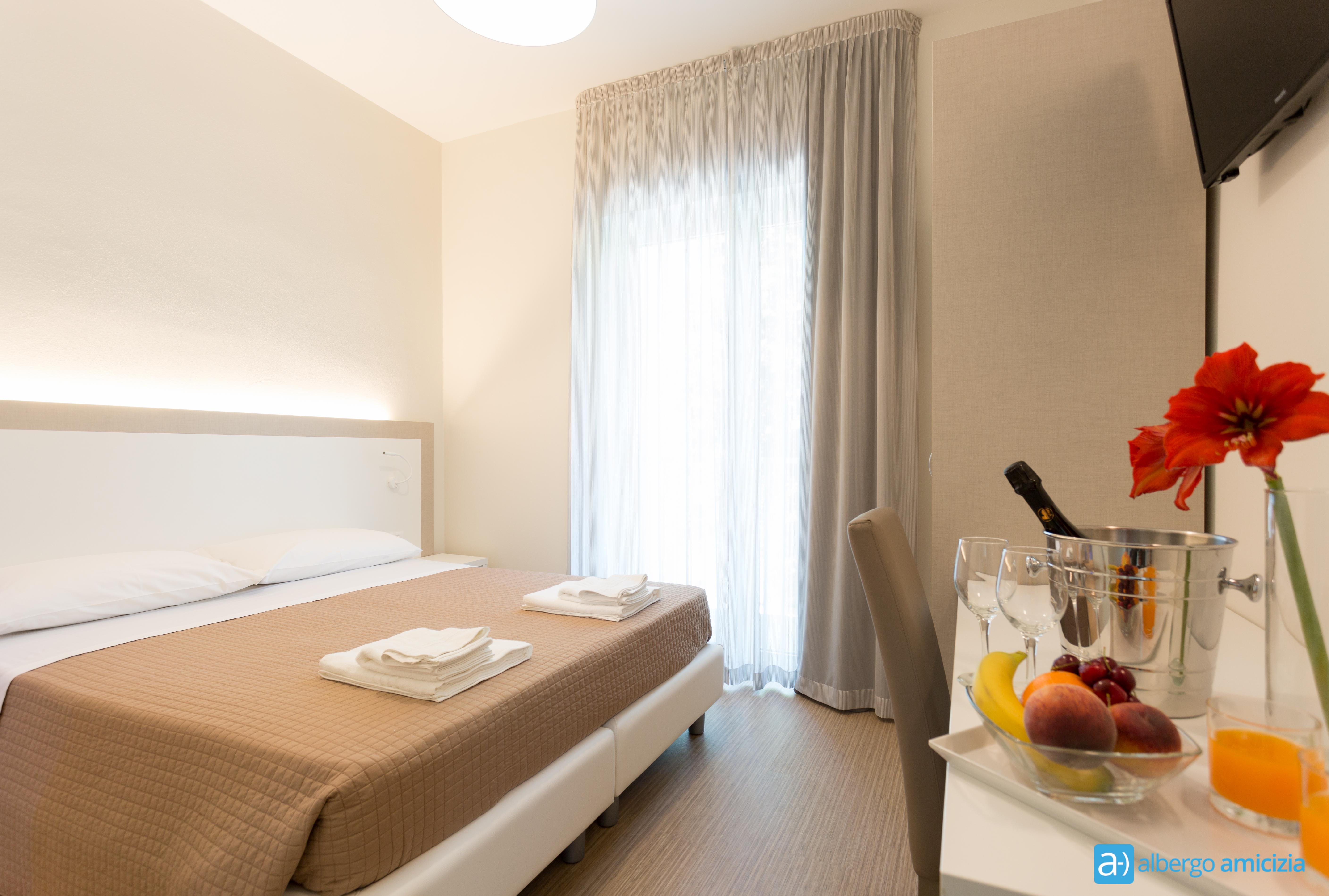 Hotel Amicizia Rimini Kültér fotó