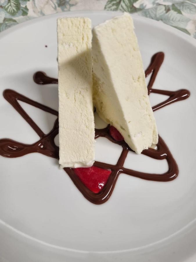 Hotel Amicizia Rimini Kültér fotó