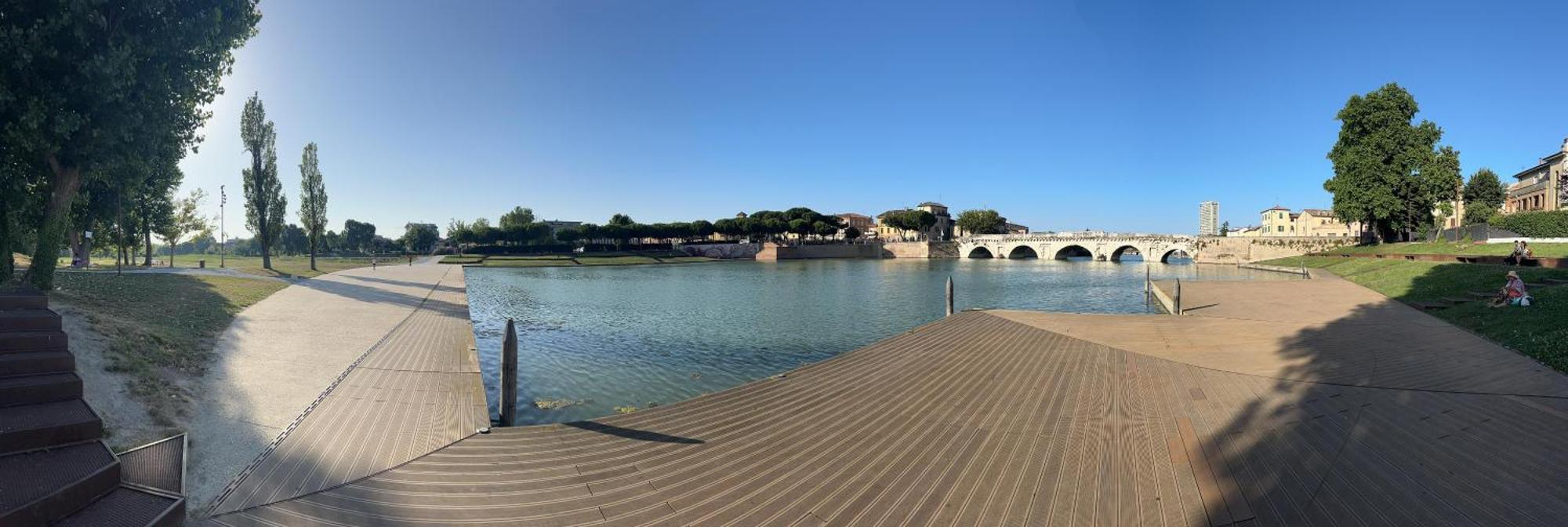 Hotel Amicizia Rimini Kültér fotó