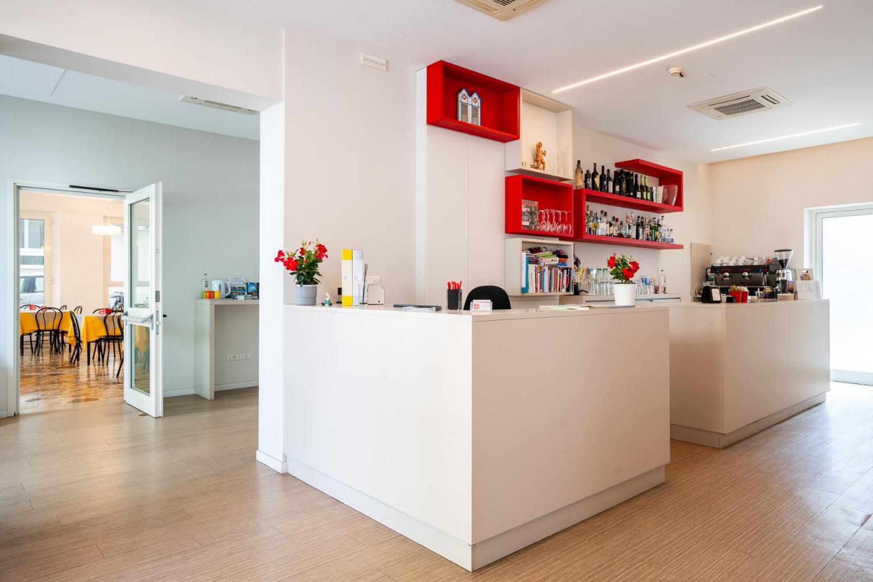 Hotel Amicizia Rimini Kültér fotó