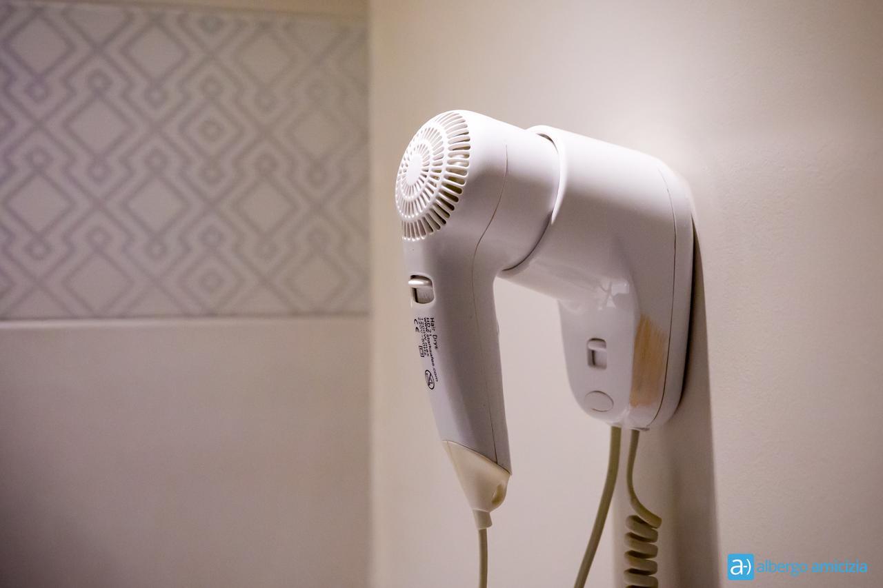 Hotel Amicizia Rimini Kültér fotó